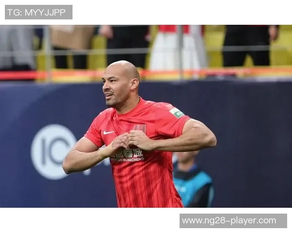 友谊赛惊现冷门那不勒斯逆转波尔图上演帽子戏法精彩瞬间